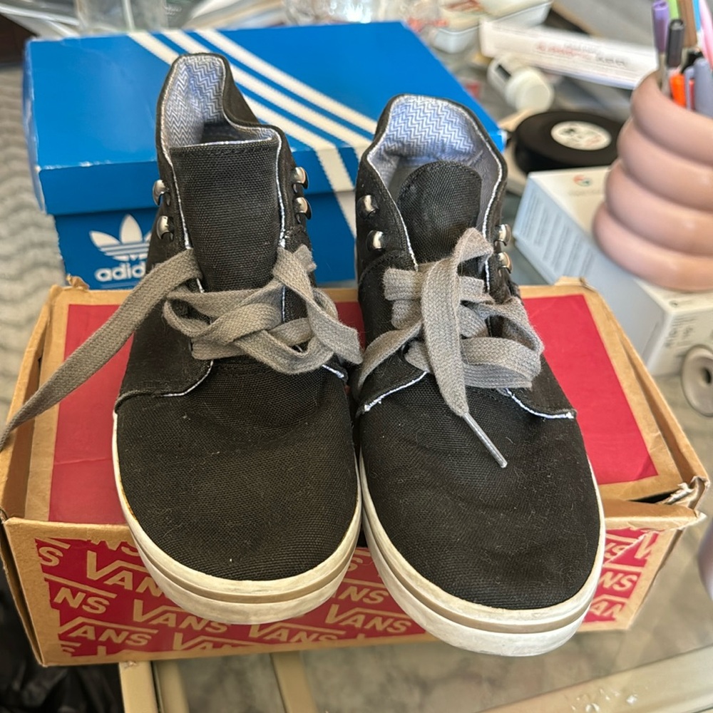 VANS mid ankle shoes